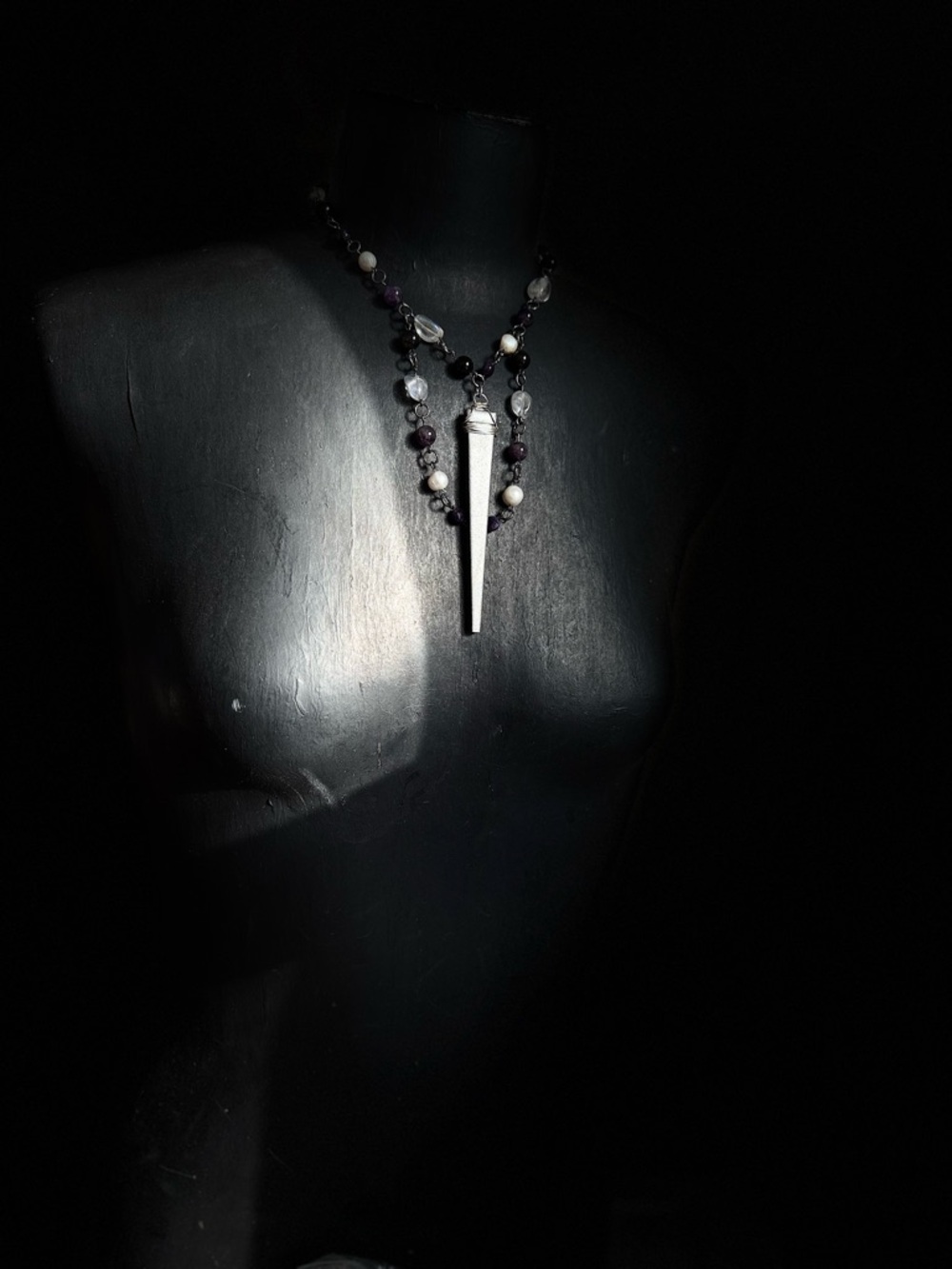 Pearl quartz Amethyst Pendant Necklace with coffin nail jewelry gothic necklace - Picture 5 of 10